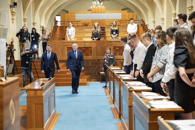Studenti debatovali v Senátu na téma česko-ukrajinských vztahů